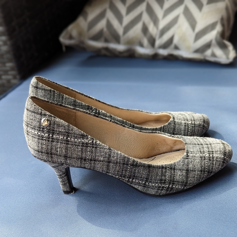 Life Stride Comfort Heel Pump Parigi Plaid Black Multi Fabric size 7W